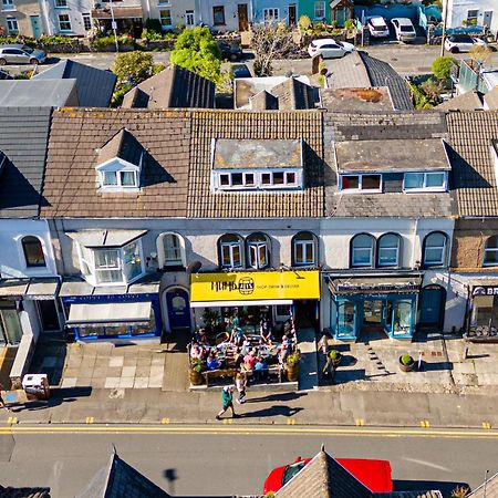 Castleview Coastal Comfort With 2 Parking Spaces Oystermouth Exterior photo