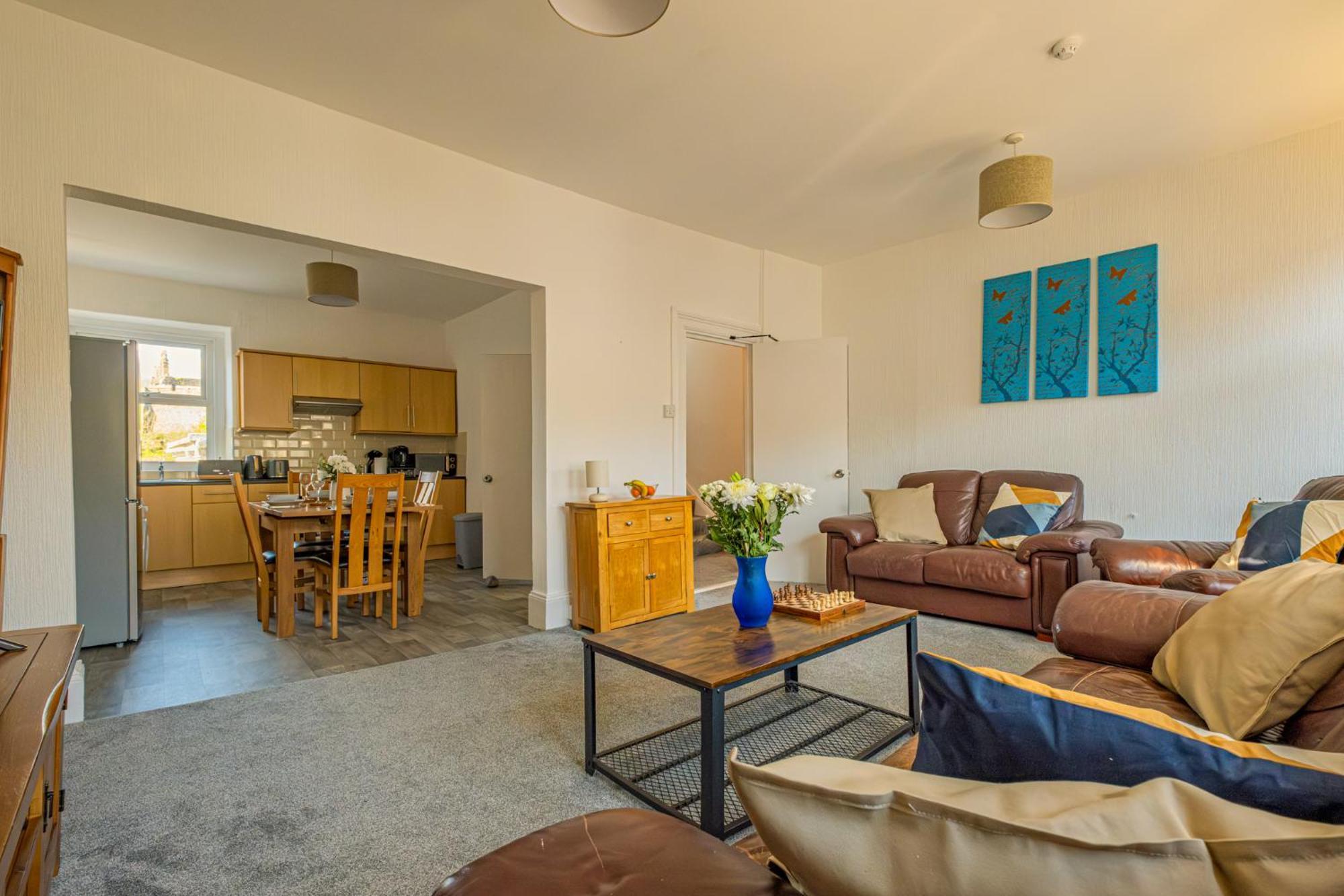 Castleview Coastal Comfort With 2 Parking Spaces Oystermouth Exterior photo